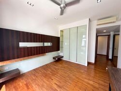 Seletaris (D27), Condominium #570829551